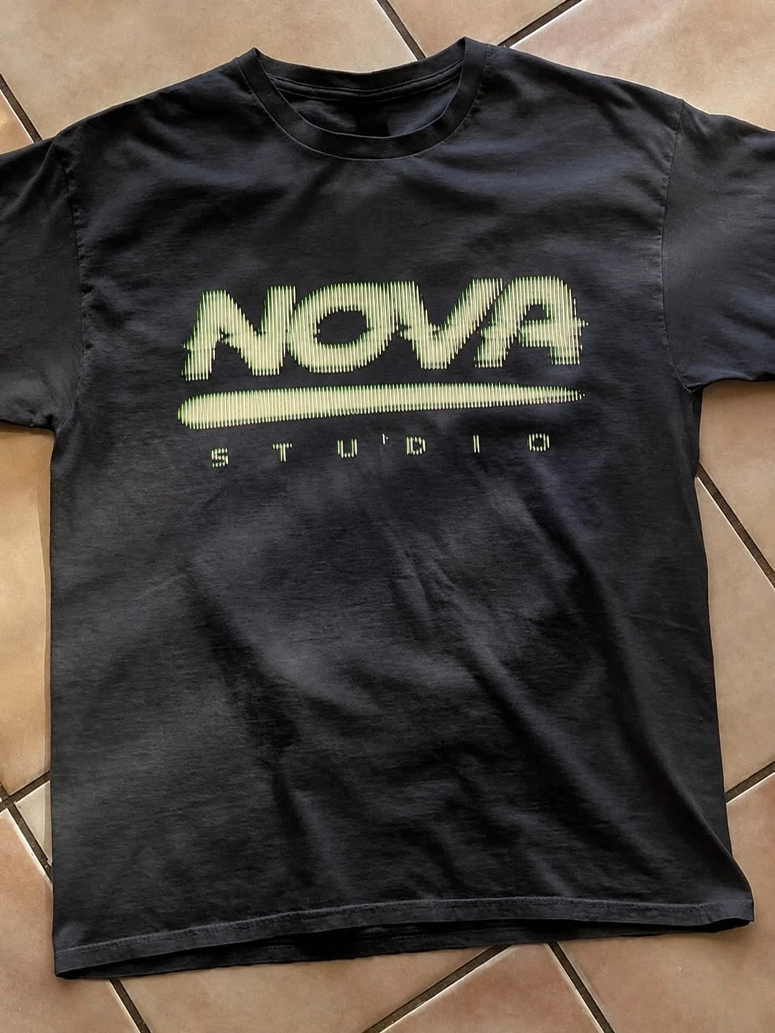 2026 Vintage Glitch Letter Gra - đánh giá và giá Men'S Fashion Nova Shirts